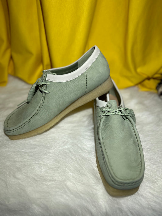 Leather wallabee