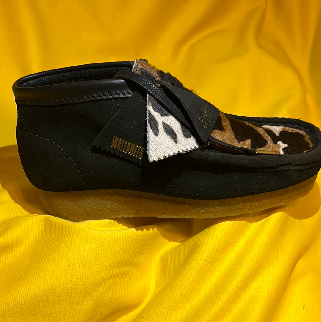 Cow print combi wallabee